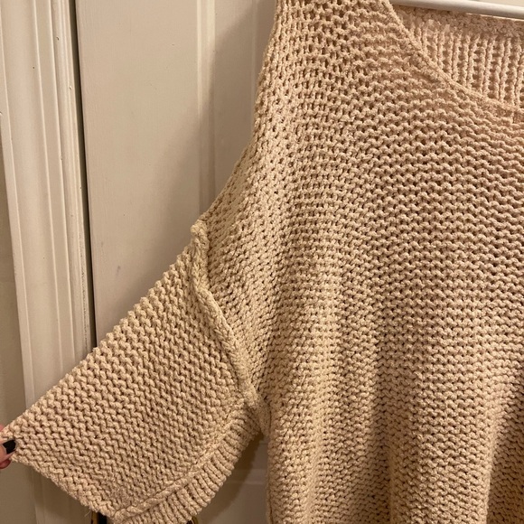 Free People Oversized Cropped Sweater - Picture 3 of 6